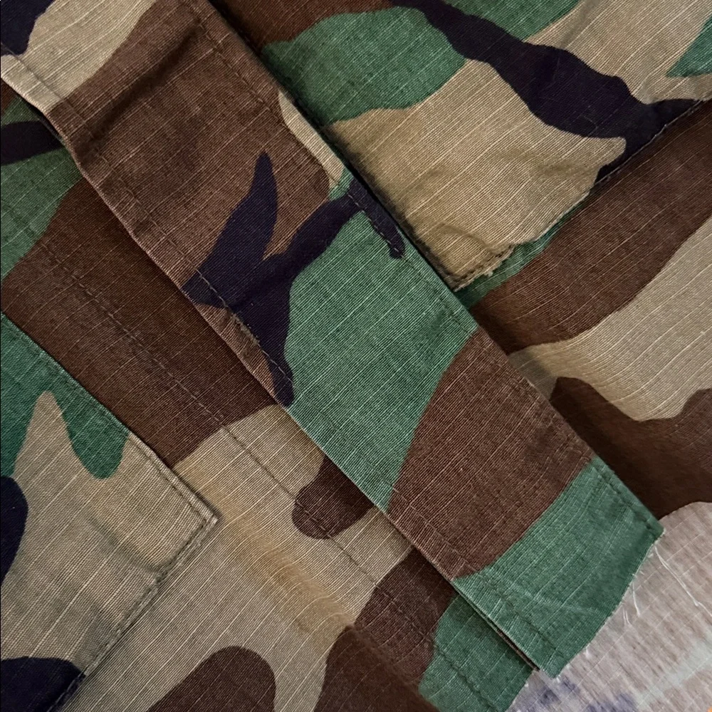 VIN•TAGÉ Custom Camo Vest - Picture 9 of 17